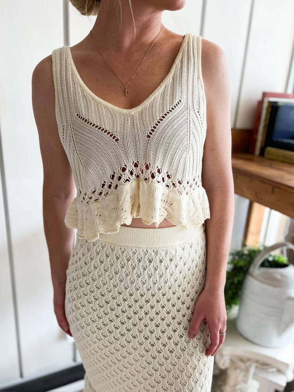 NEW BEACH RIOT leigh top in ivory